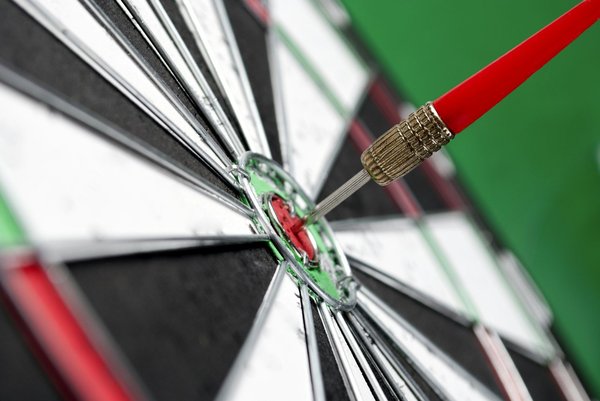 Découvrez les meilleures fléchettes et équipements pour tous